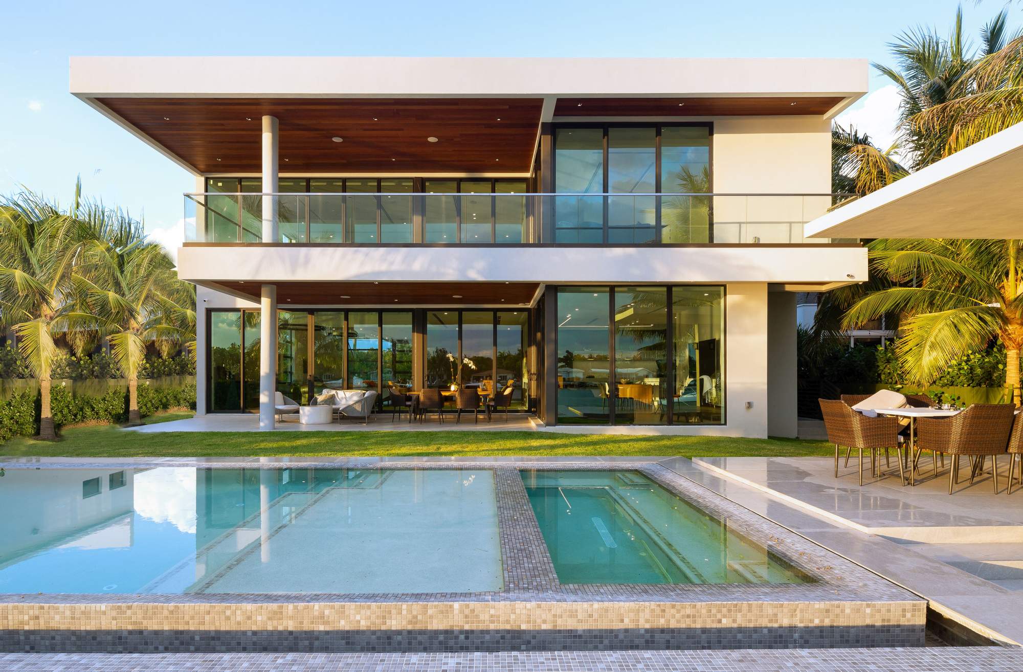 Biscayne Point - Miami Beach Architecture - Modern Architecture - SDH Studio - Back Facade Front Architecture project in Biscayne Point, Miami Beach