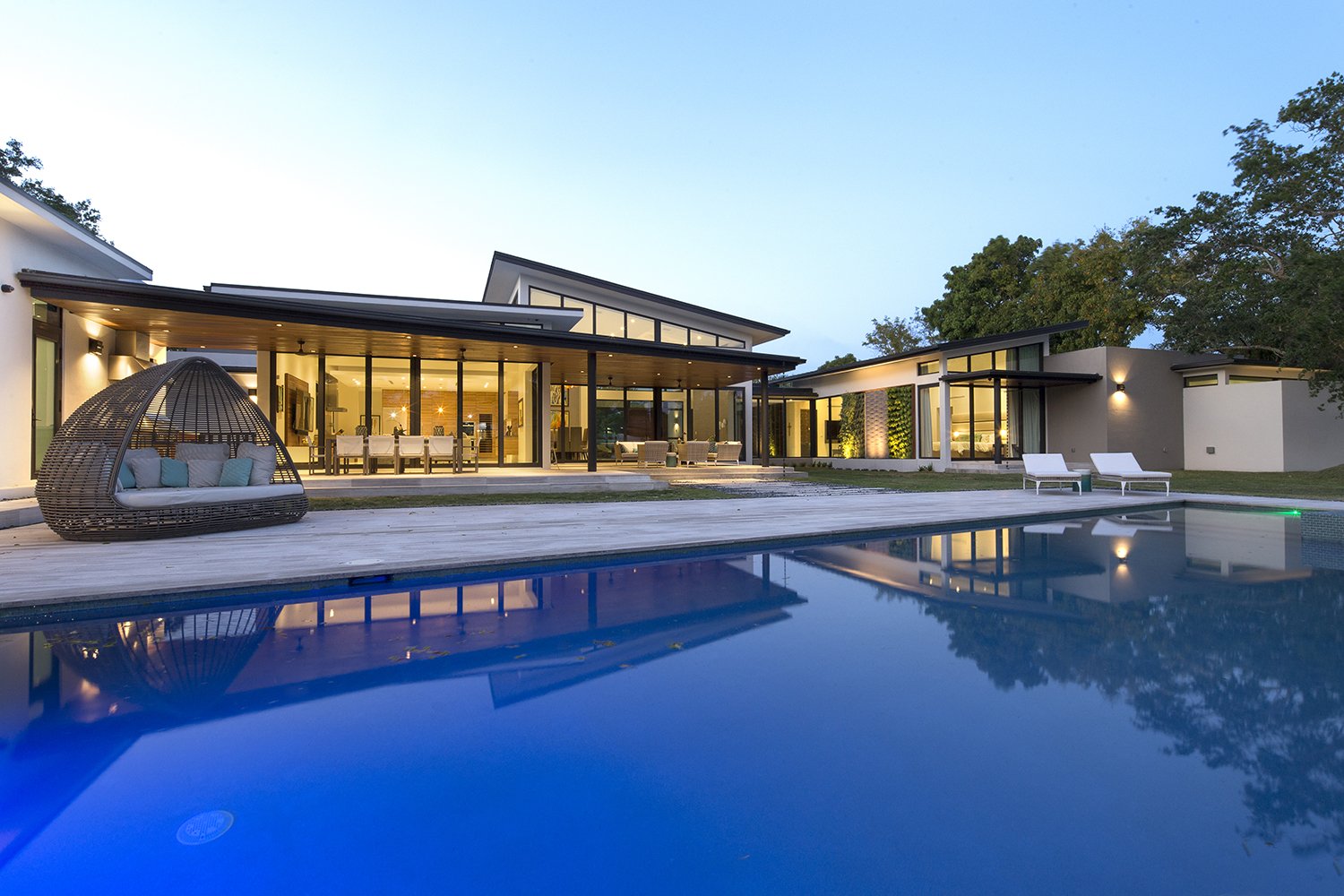 pinecrest-architecture-exterior-view-front-1 Exterior Architecture project in Pinecrest, Florida