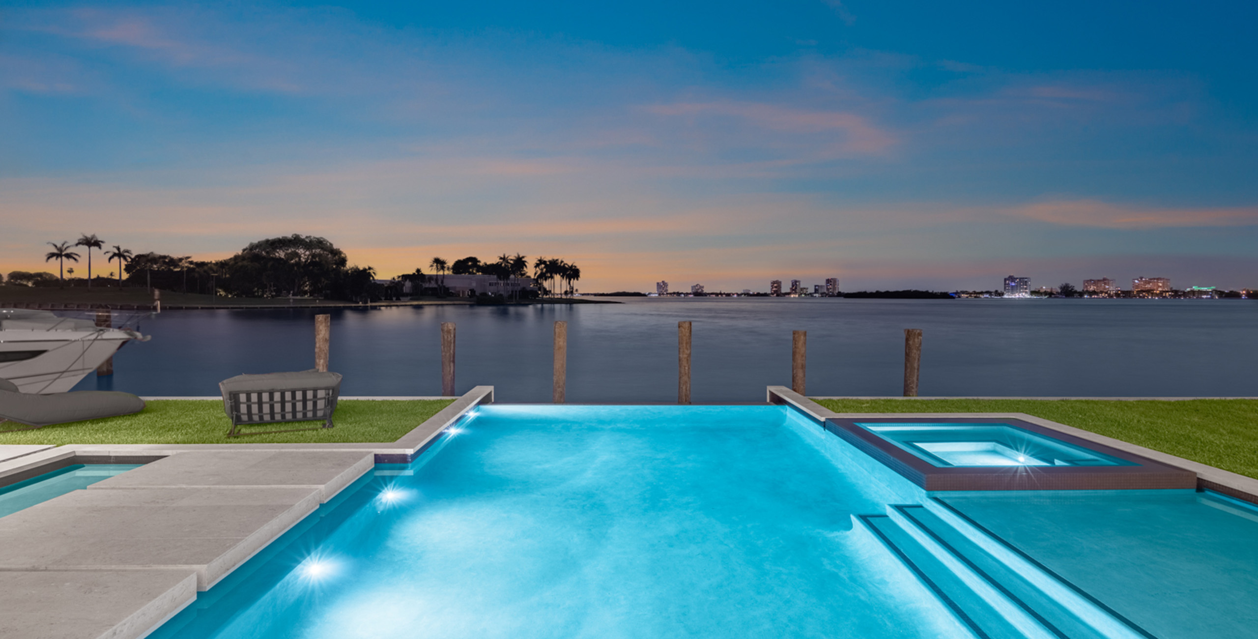95 West Bay Harbor Islands - Ocean View Across Pool