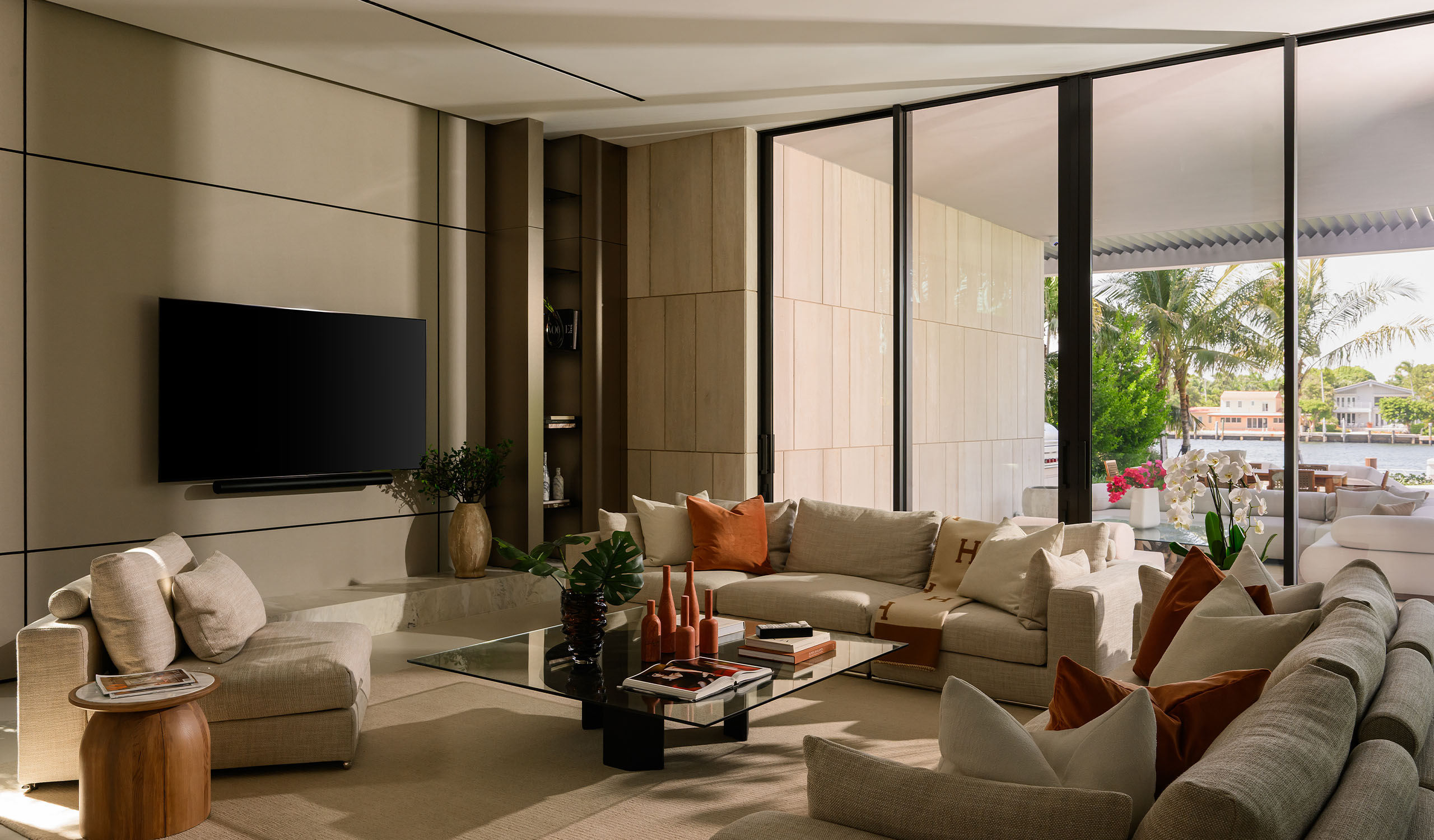 1015 Residence, Hollywood - Family Room
