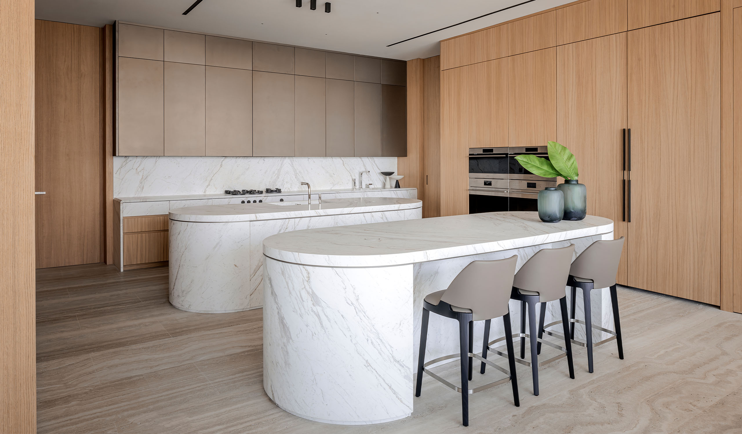 255 Ocean, Golden Beach - Kitchen Side Perspective