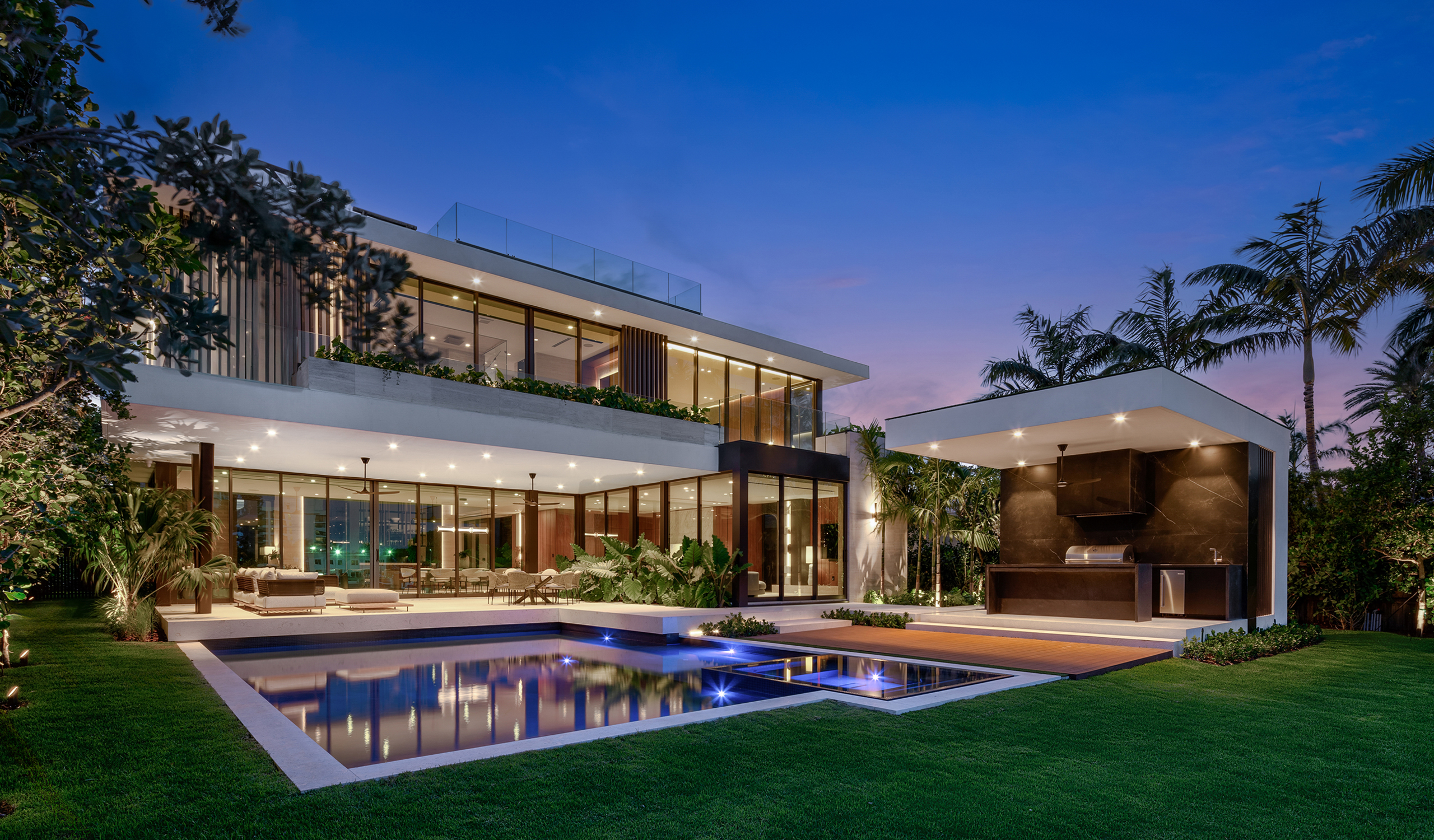 Pine Tree Drive, Miami Beach, FL