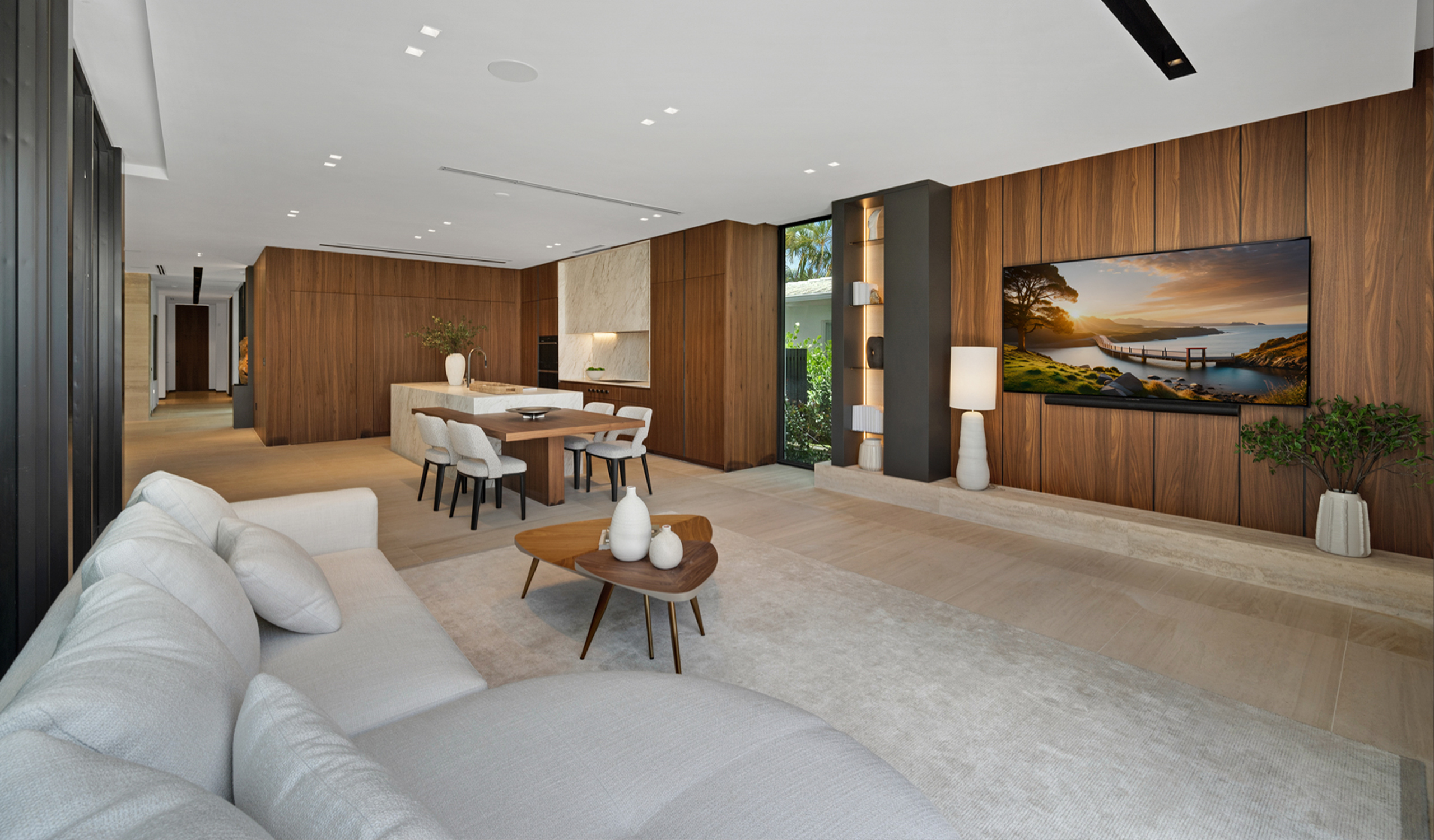 Pine Tree Drive, Miami Beach, FL