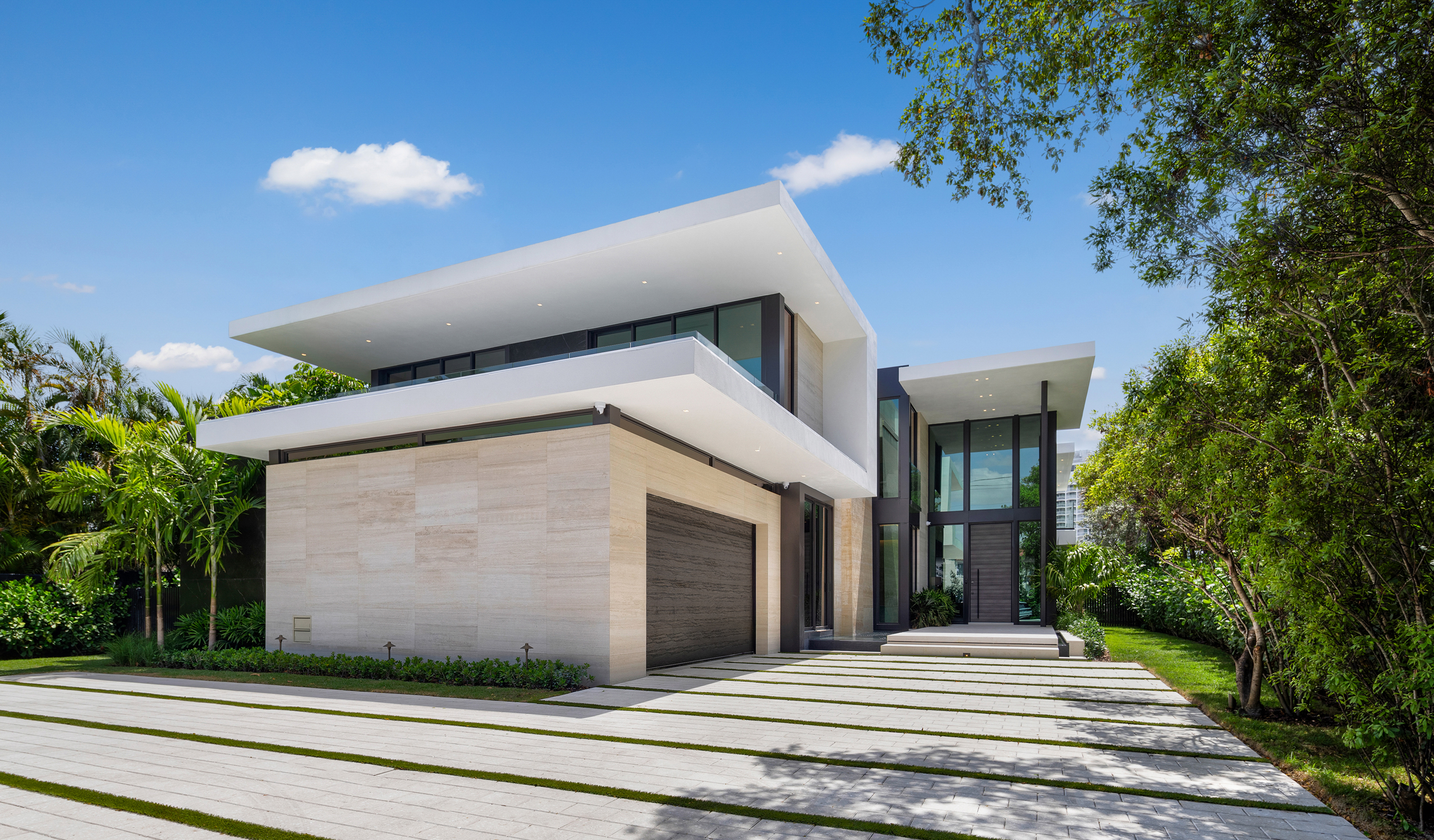 5515 Pine Tree Drive Miami Beach Florida