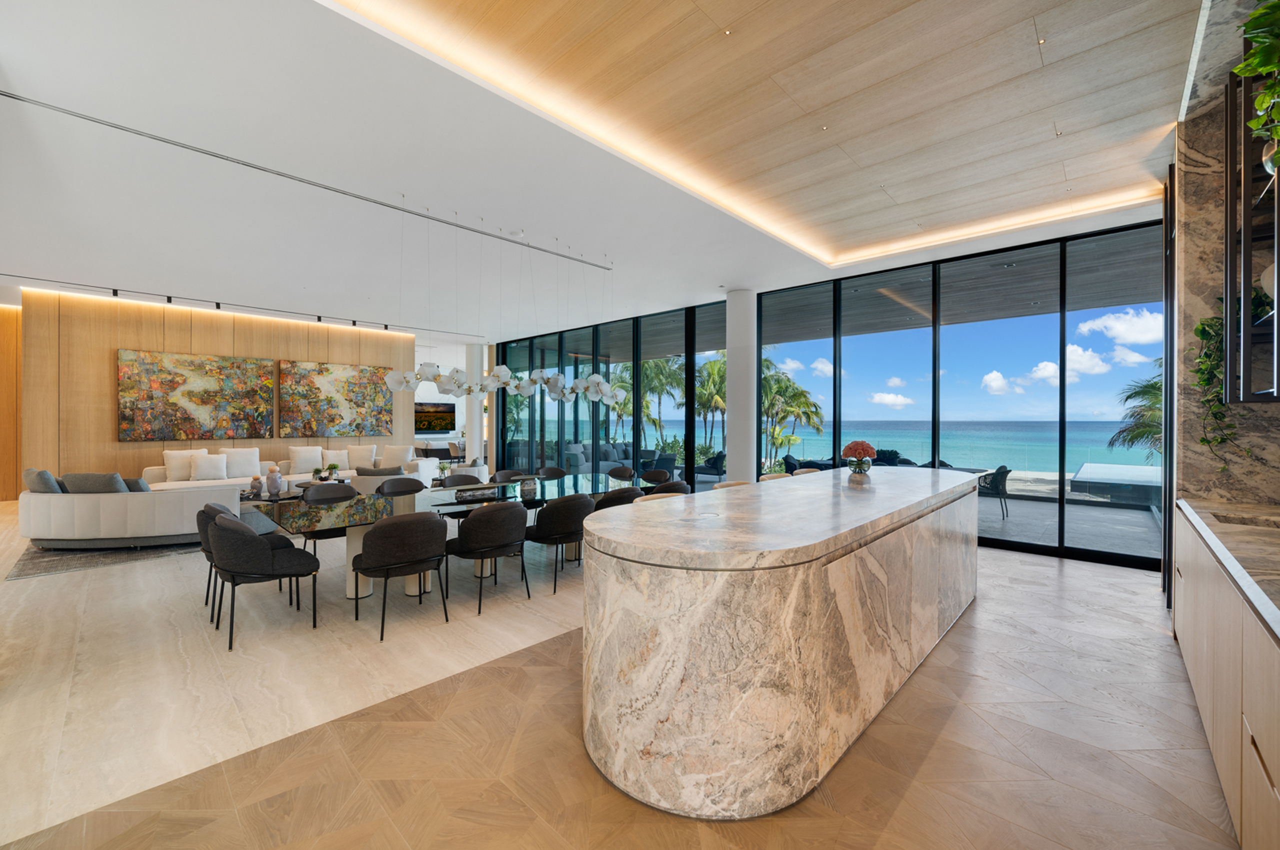 255 Ocean Blvd, Golden Beach